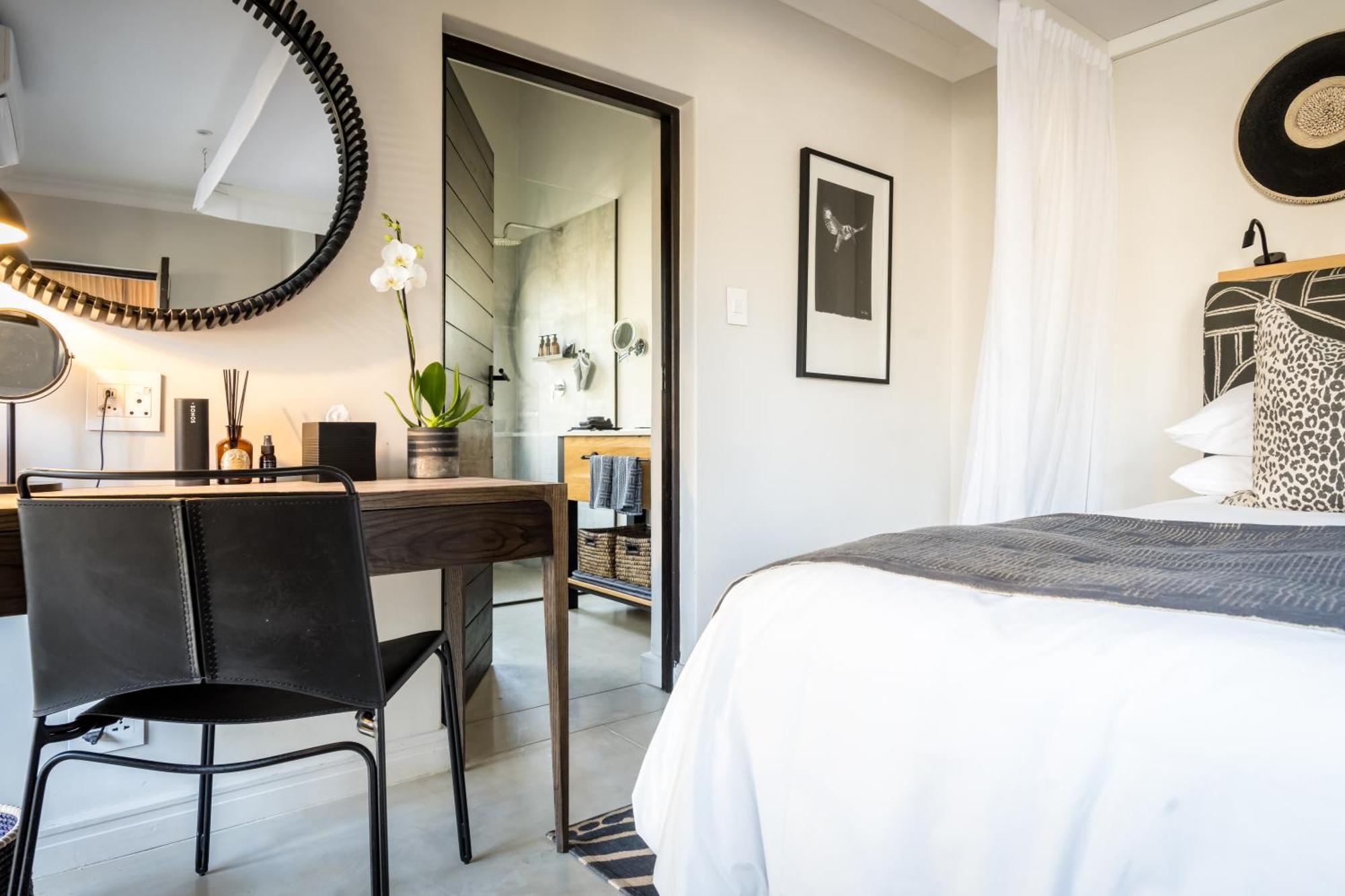 Serondella Safari Lodge Thornybush viltreservat Rum bild